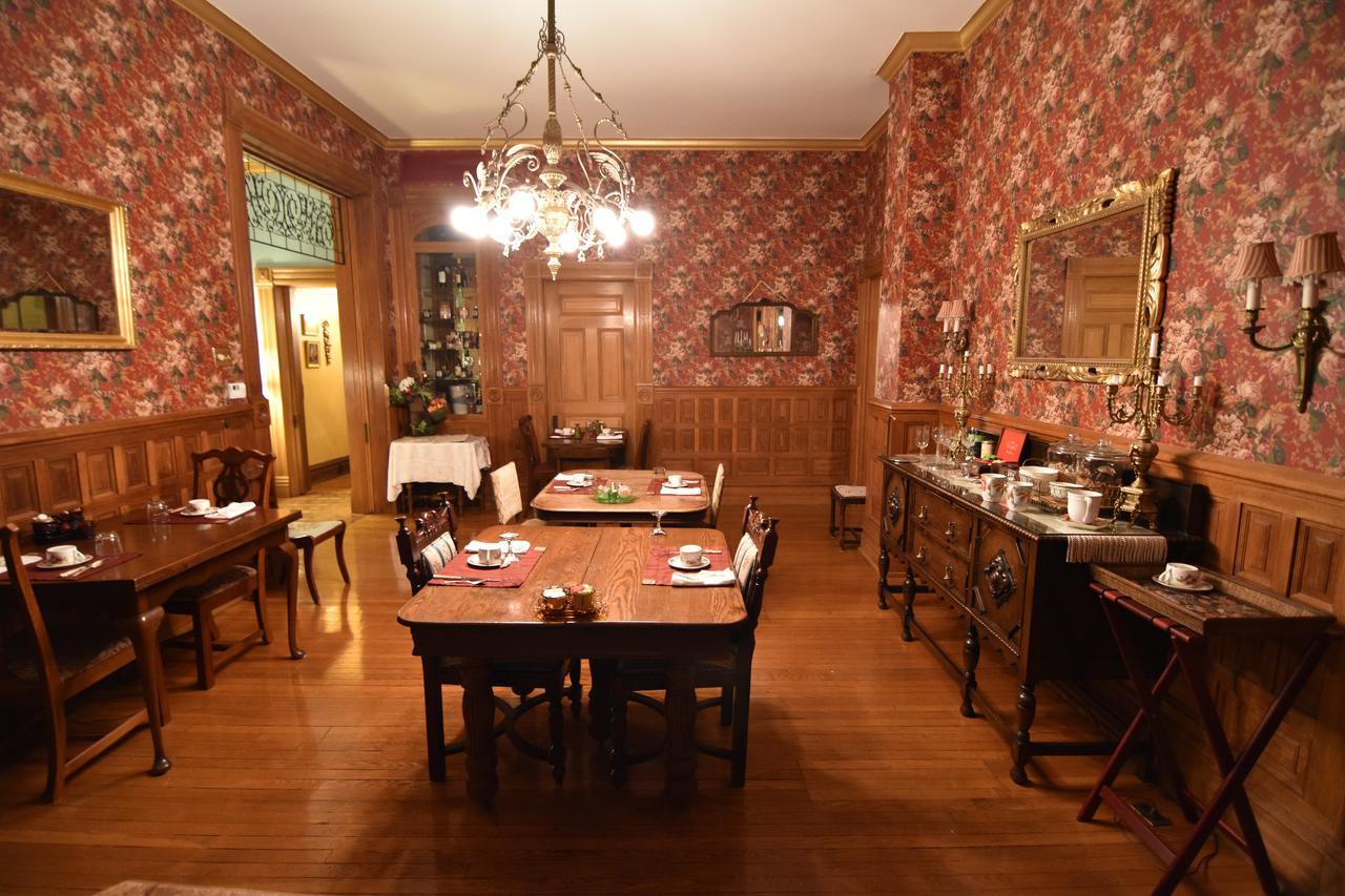 هوت سبرنغز 1890 Williams House Inn المظهر الخارجي الصورة