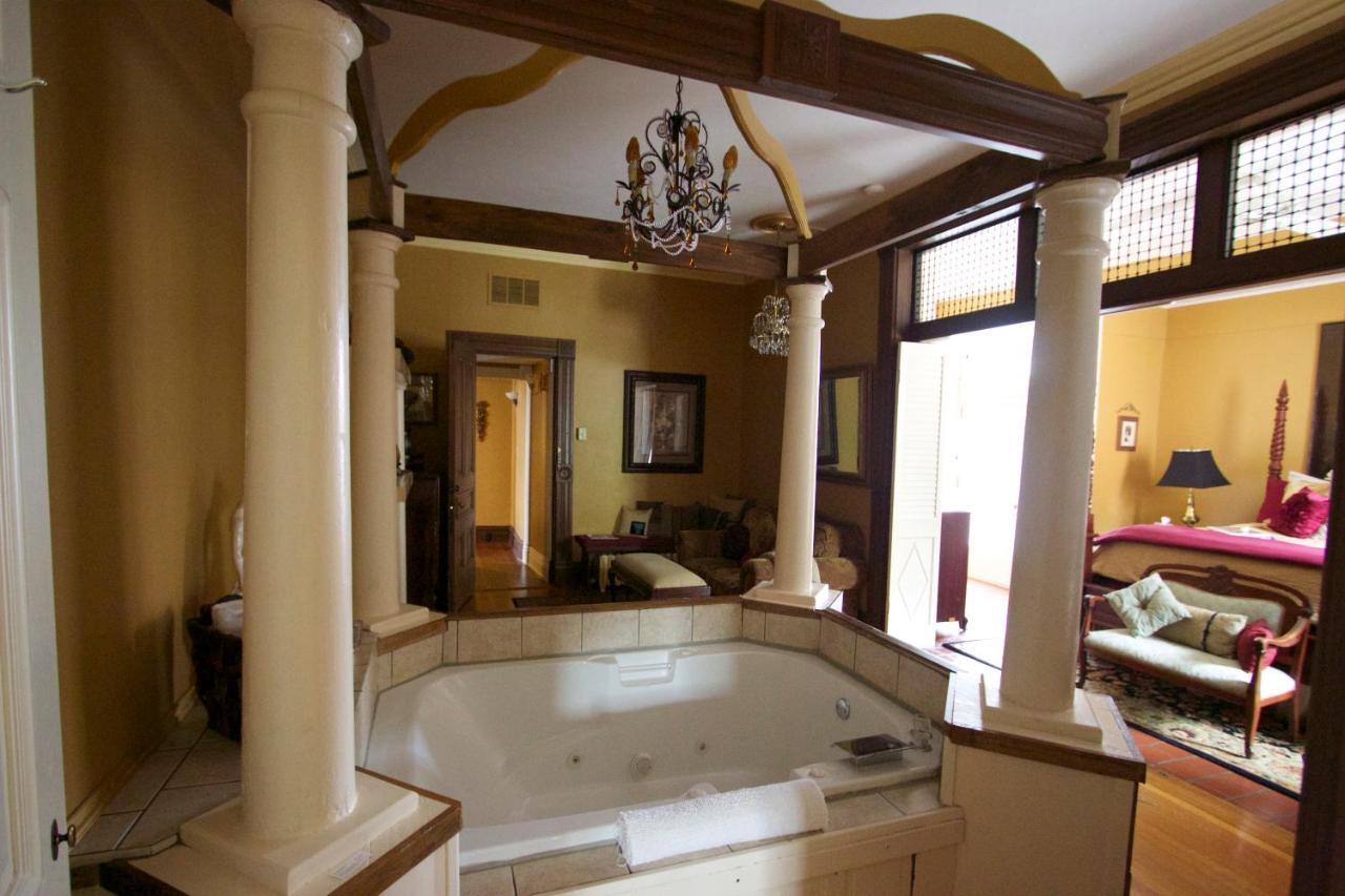 هوت سبرنغز 1890 Williams House Inn المظهر الخارجي الصورة